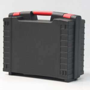 Gespritzter Kunststoffkoffer Heavy 4036, schwarz / rot