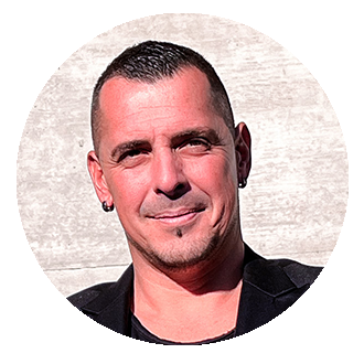 Simone_Cagguila_Porträt_Kreis